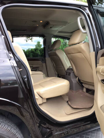 2011 Nissan Armada Platinum
