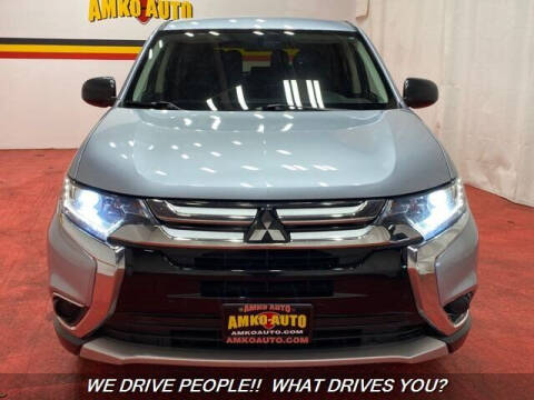 2017 Mitsubishi Outlander ES