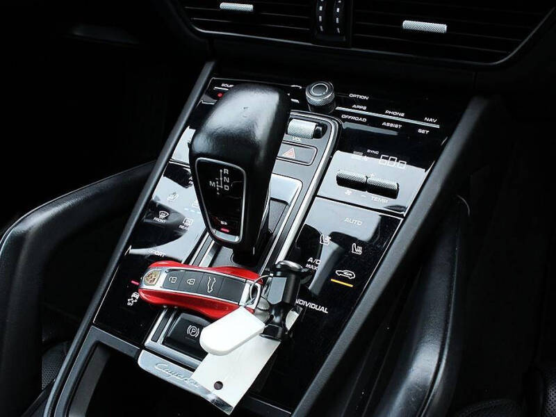 2020 Porsche Cayenne S