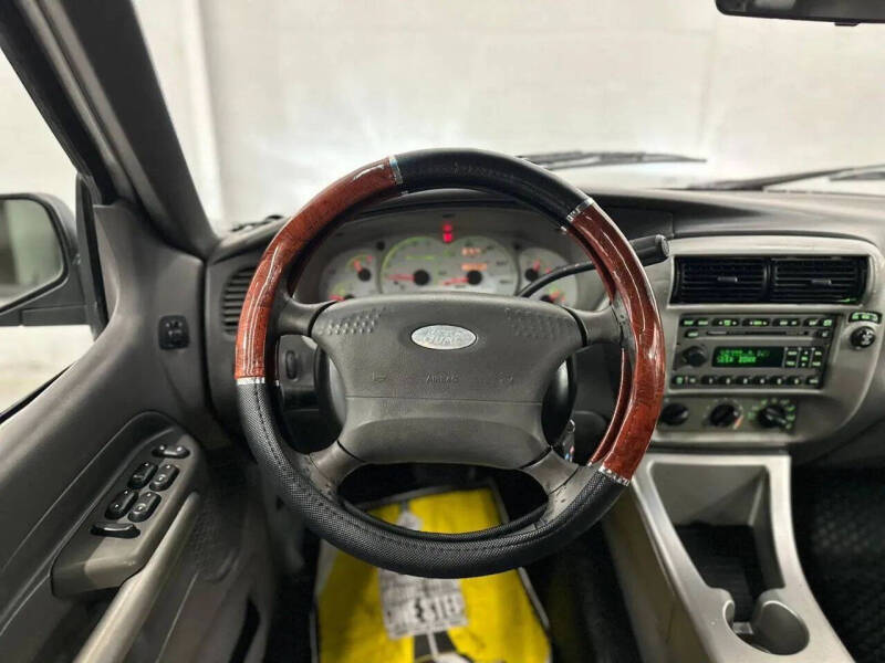 2001 Ford Explorer Sport Trac