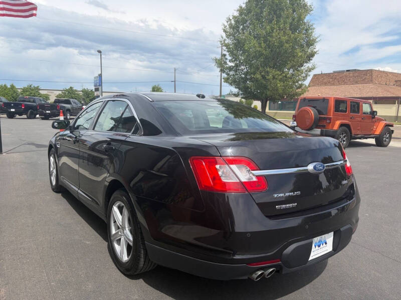 2011 Ford Taurus SEL