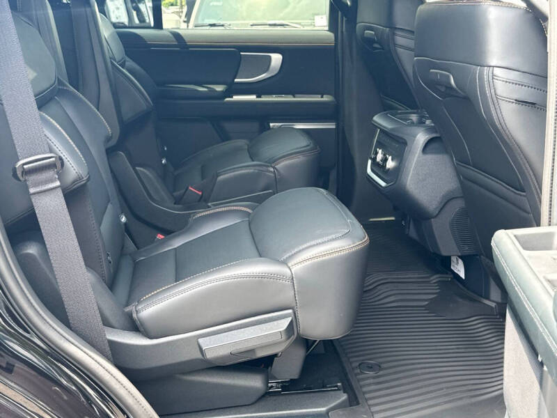2026 Ford Expedition Tremor