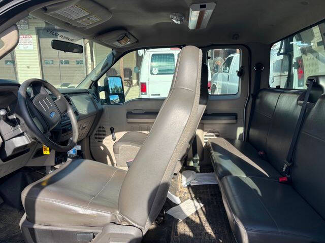 2010 Ford F-350 Super Duty XL