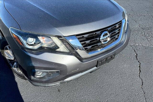 2020 Nissan Pathfinder S