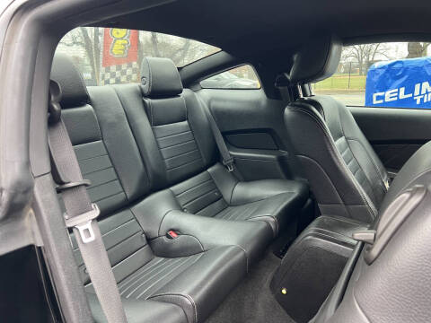 2011 Ford Mustang V6 Premium