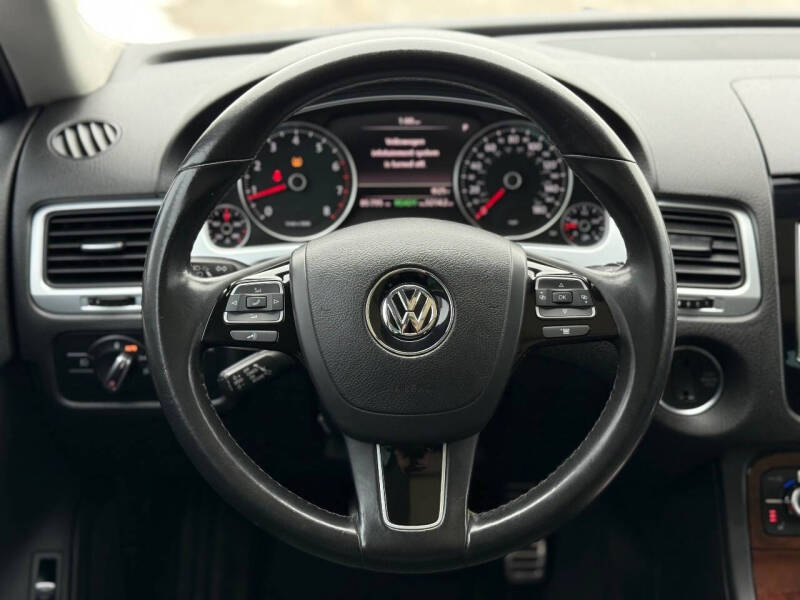 2012 Volkswagen Touareg Hybrid