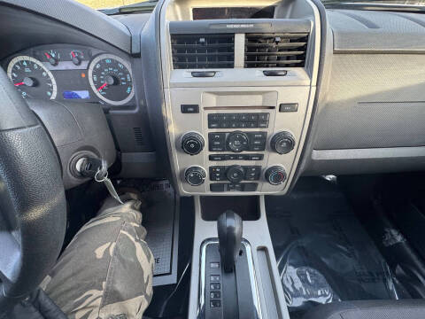 2011 Ford Escape XLT