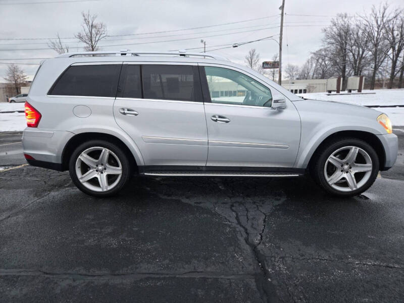2011 Mercedes-Benz GL-Class GL 550 4MATIC