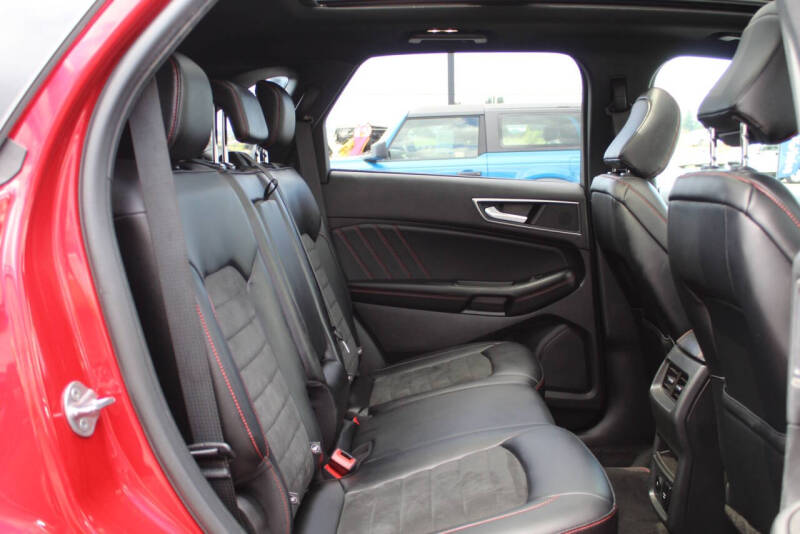 2023 Ford Edge ST-Line