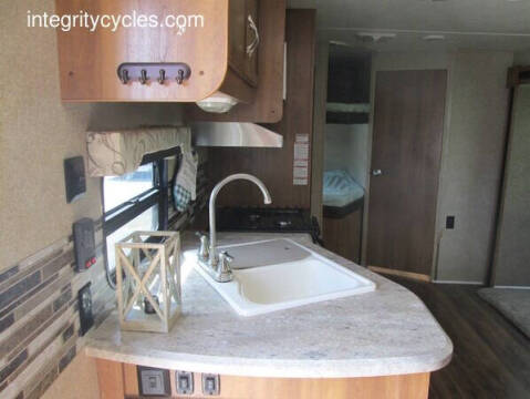 2016 Forest River COACHMEN M-273 DBS