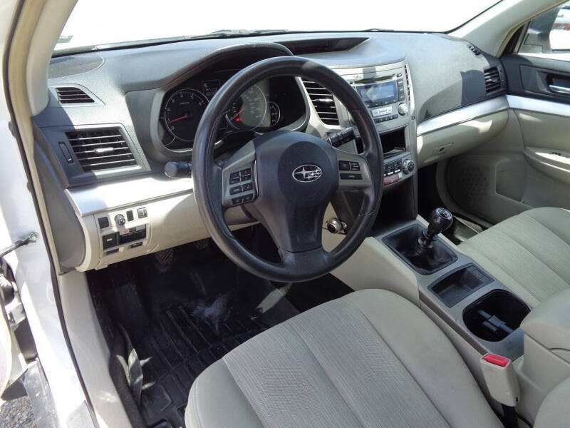 2013 Subaru Outback 2.5i