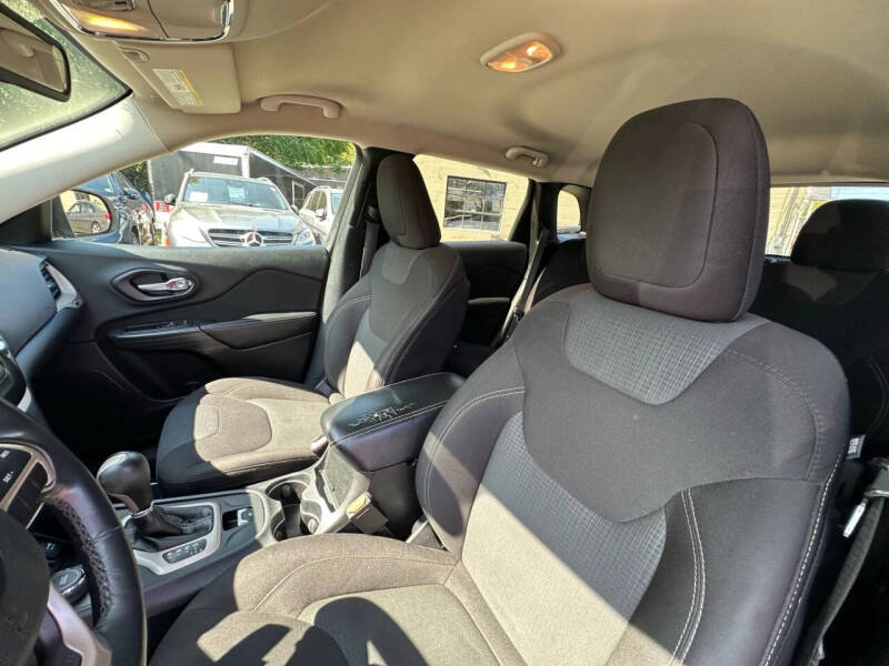 2016 Jeep Cherokee Latitude Altitude