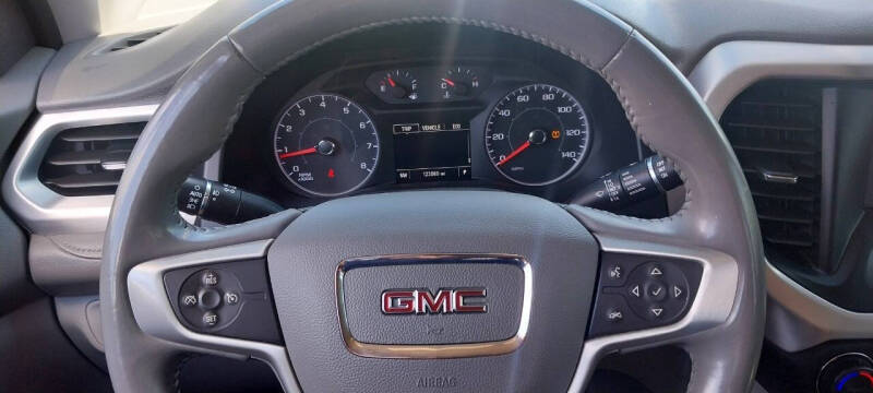 2019 GMC Acadia SLE-2