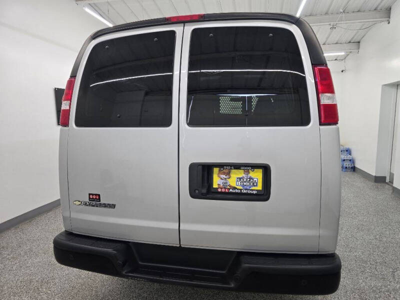 2024 Chevrolet Express 2500
