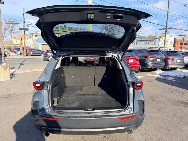 2023 Mazda CX-50 2.5 S Preferred Plus