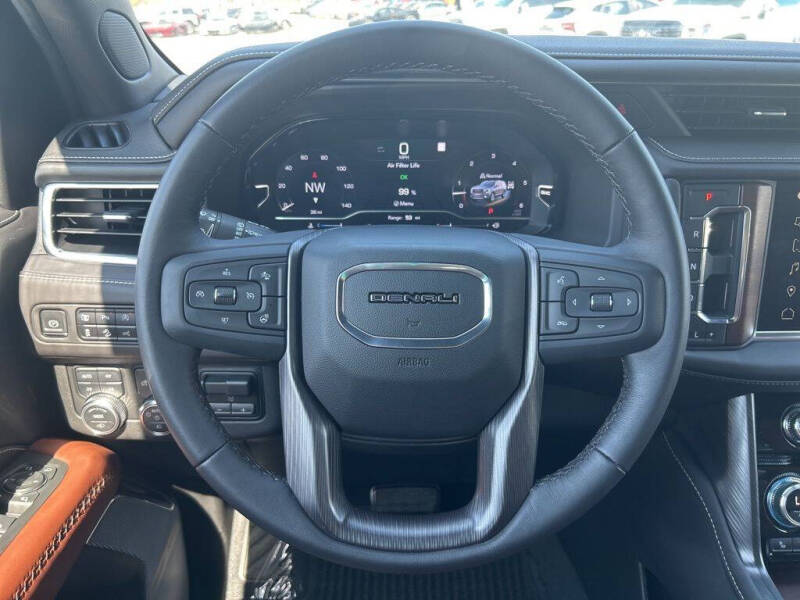 2023 GMC Yukon Denali Ultimate