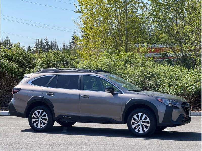 2024 Subaru Outback Premium