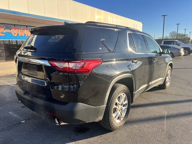 2021 Chevrolet Traverse LT Cloth