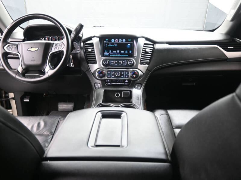 2017 Chevrolet Suburban LT