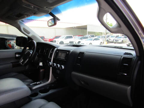 2014 Toyota Sequoia Platinum