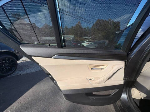 2011 BMW 5 Series 550i