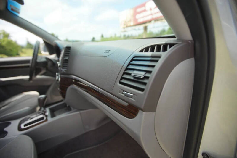 2011 Hyundai Santa Fe SE