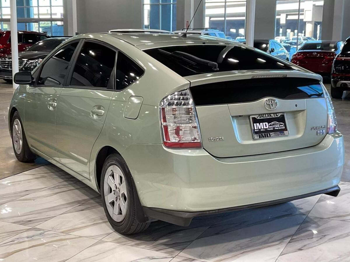 2008 Toyota Prius for sale at IMD MOTORS, INC in Dallas, TX