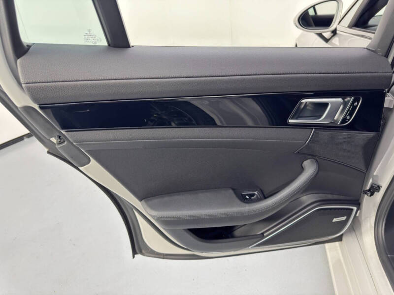 2021 Porsche Panamera 4S E-Hybrid