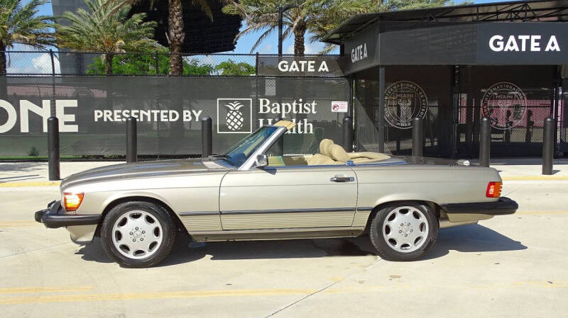 1989 Mercedes-Benz 560-Class 560 SL