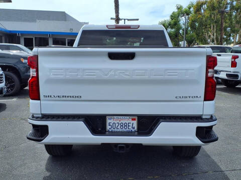 2025 Chevrolet Silverado 1500 Custom