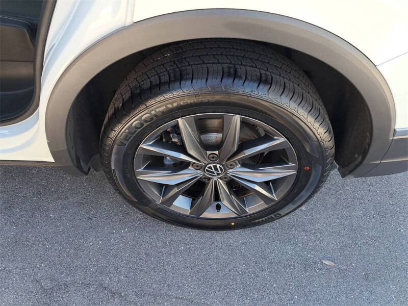 2022 Volkswagen Tiguan SE