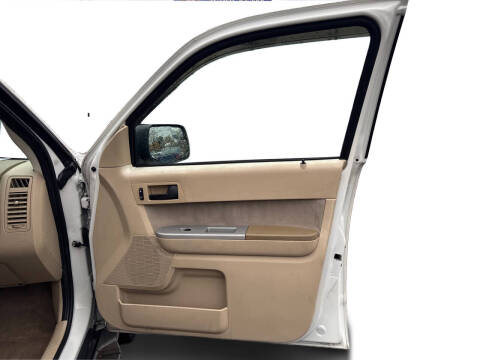 2010 Ford Escape XLT