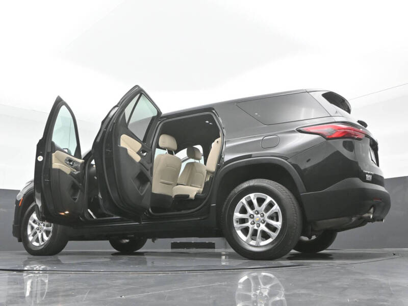 2022 Chevrolet Traverse LS