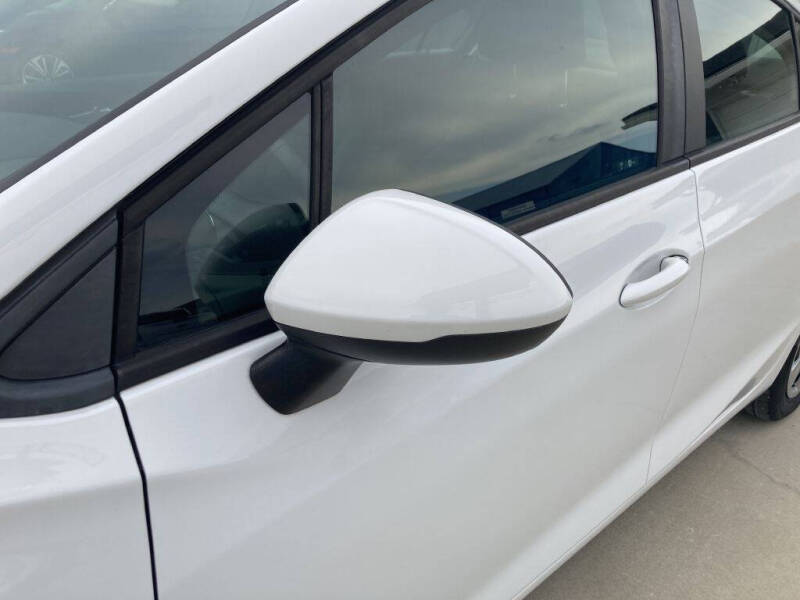 2018 Chevrolet Cruze LS Auto