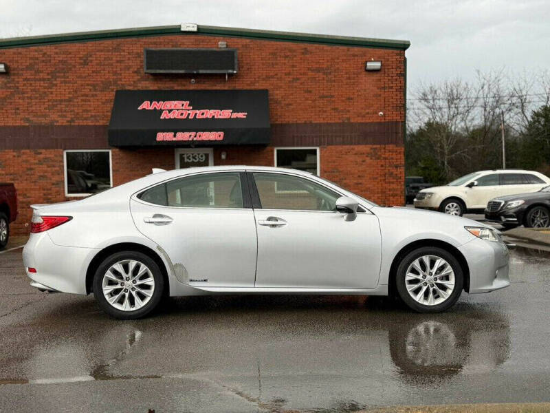2015 Lexus ES 300h