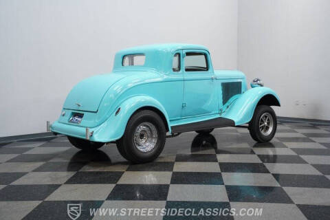 1934 Plymouth 5-Window Coupe