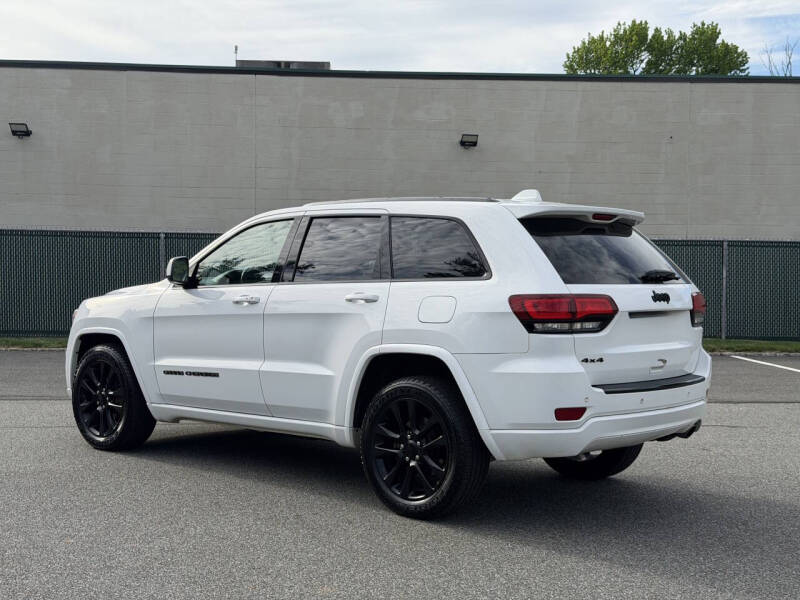 2017 Jeep Grand Cherokee Altitude