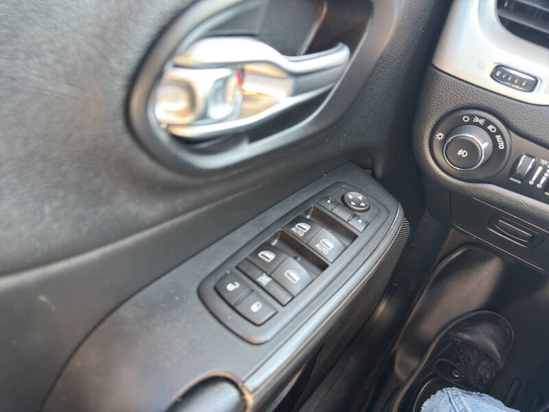 2017 Jeep Cherokee Trailhawk