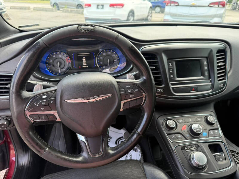 2016 Chrysler 200