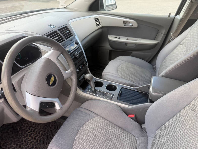 2010 Chevrolet Traverse LS