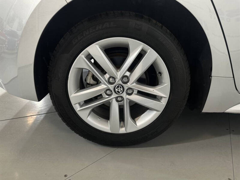 2021 Toyota Corolla Hatchback SE