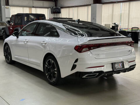 2022 Kia K5