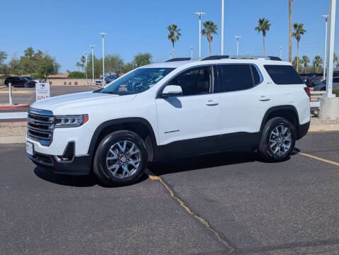 2023 GMC Acadia SLT