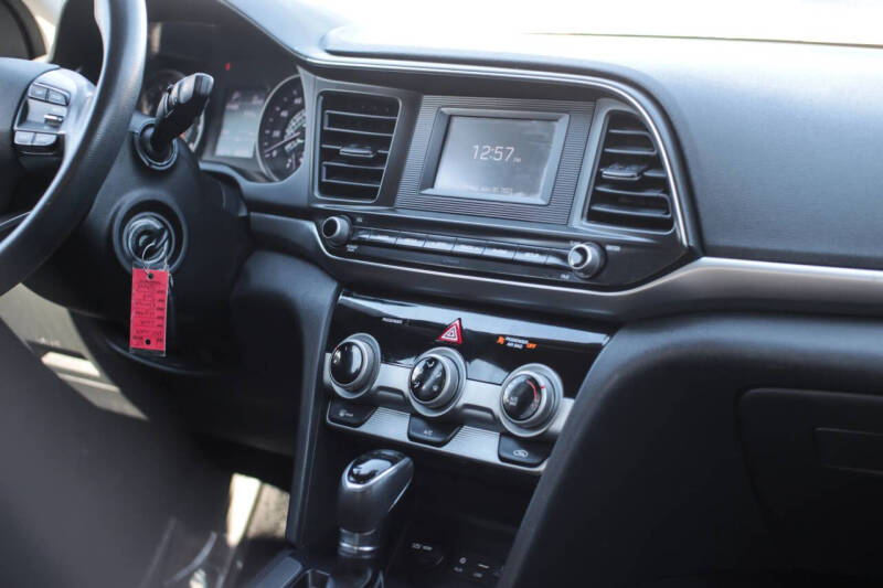 2019 Hyundai Elantra