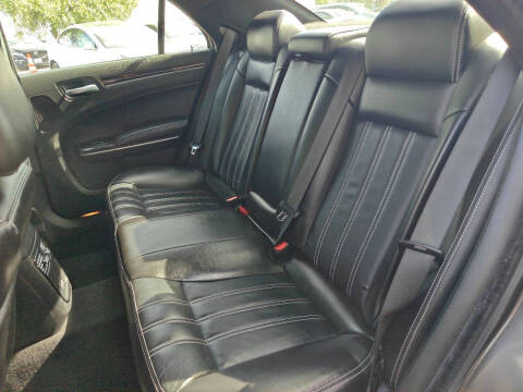 2023 Chrysler 300 S V6