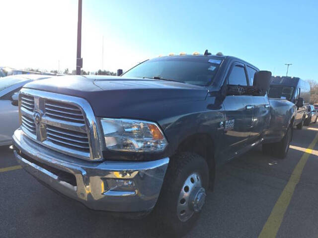 2016 RAM Ram 3500 Pickup Big Horn/Lone Star's photo