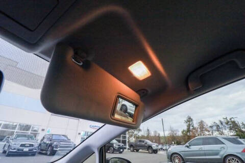 2017 Toyota Prius v Four