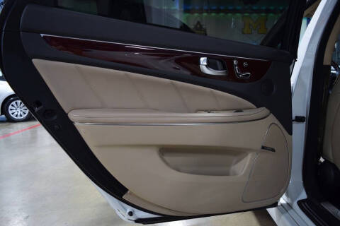 2011 Hyundai Equus Signature