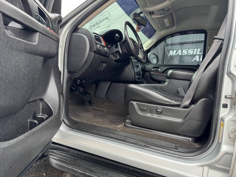 2011 GMC Yukon XL SLT 2500