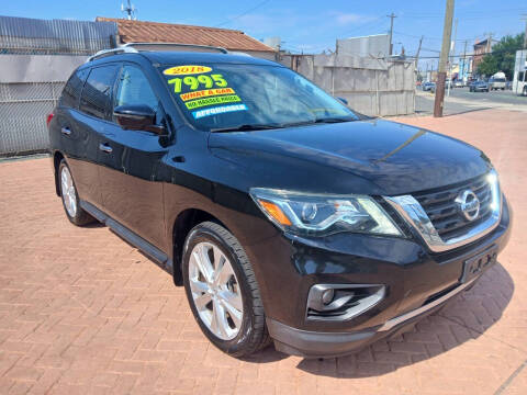 2018 Nissan Pathfinder SL